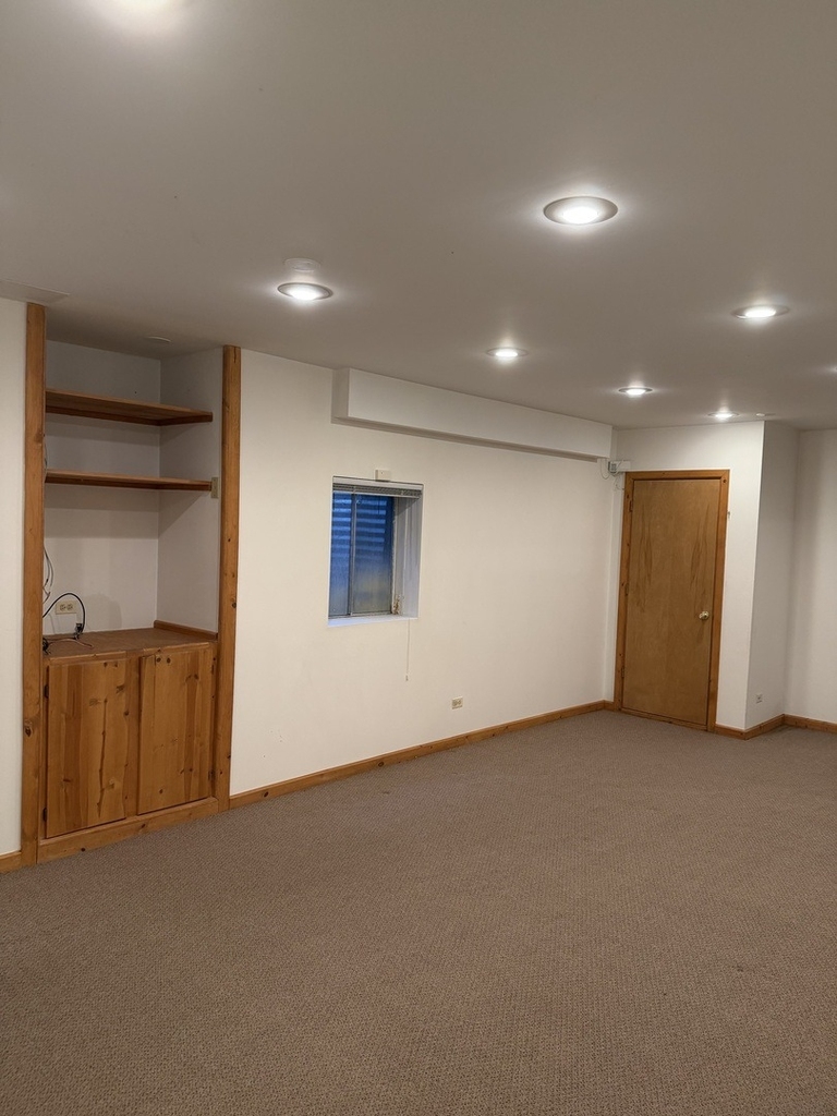 114 Woodbury Lane - Photo 16