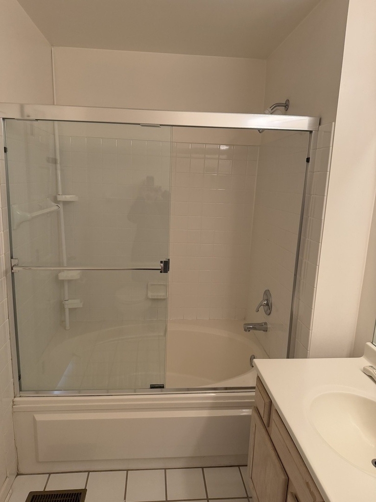 114 Woodbury Lane - Photo 11