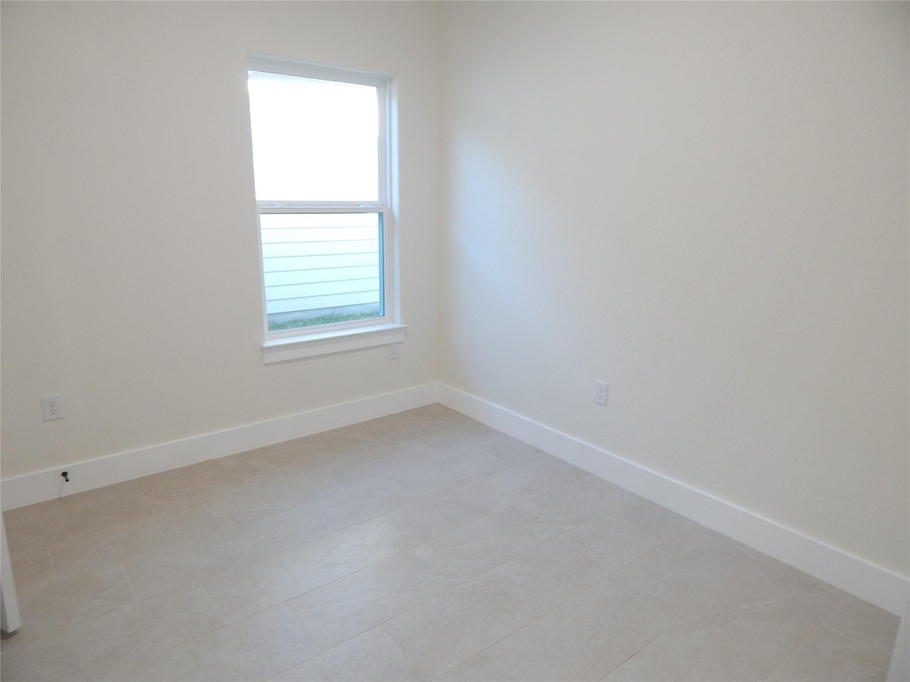 16963 W Juneau - Photo 13