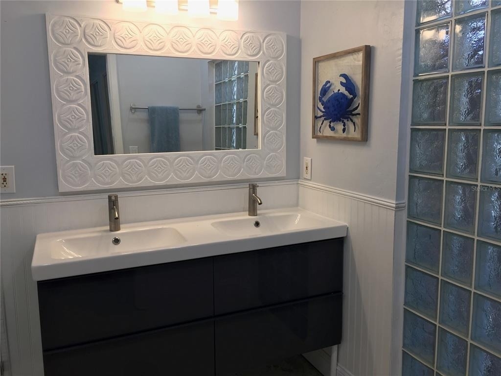 7429 Broughton Street - Photo 10
