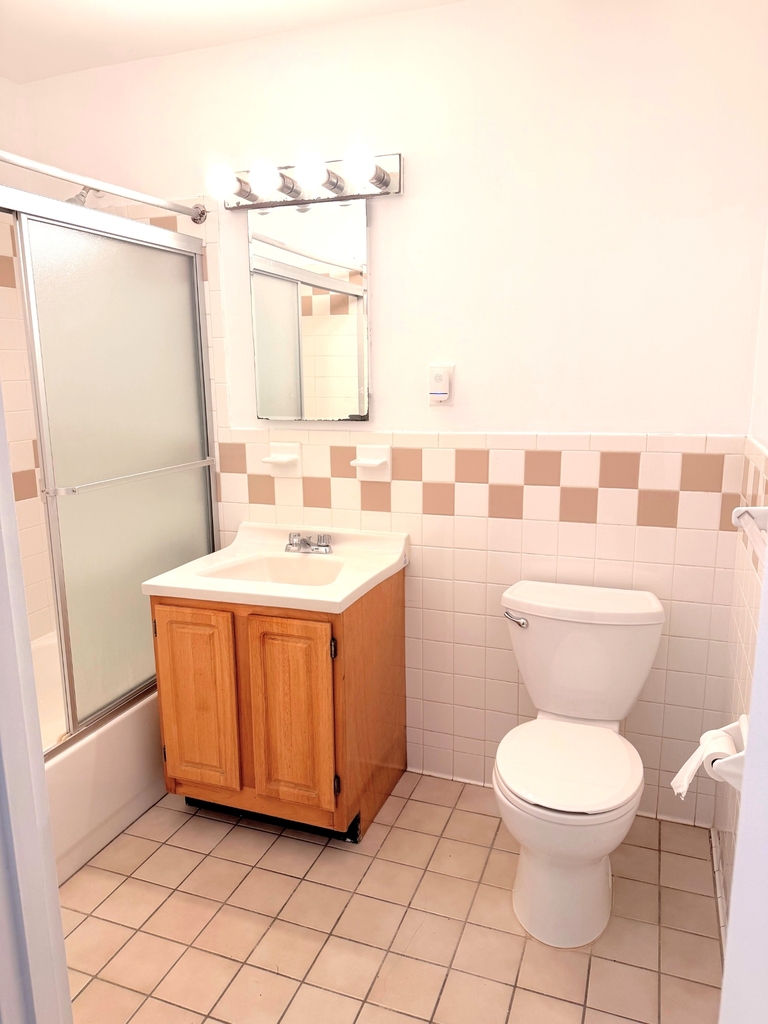 27-10 14th Street - Photo 15