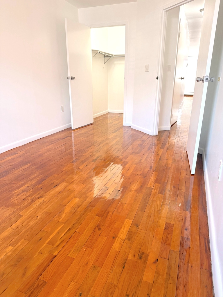 27-10 14th Street - Photo 9