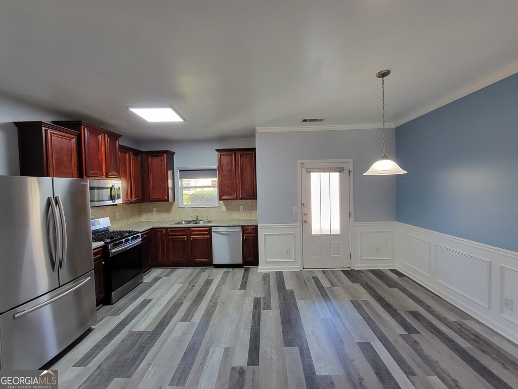 175 Stillwood Drive - Photo 5