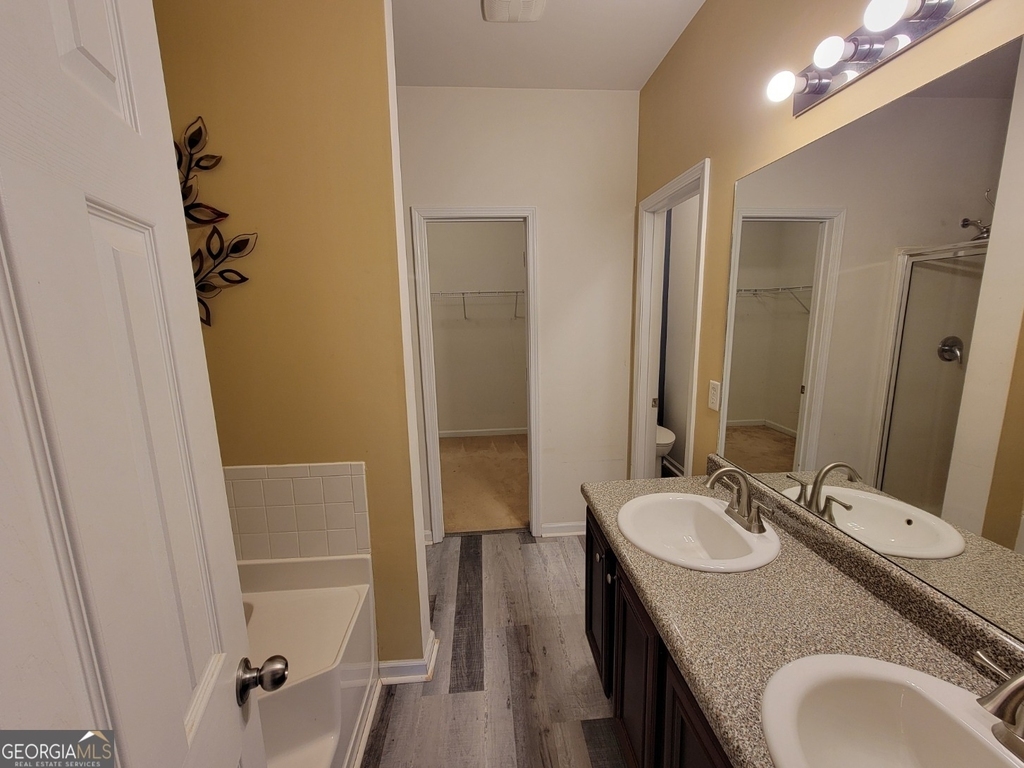 175 Stillwood Drive - Photo 11