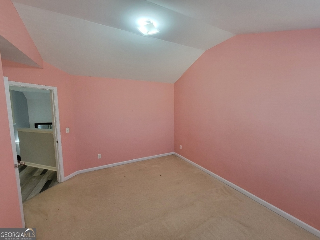 175 Stillwood Drive - Photo 17