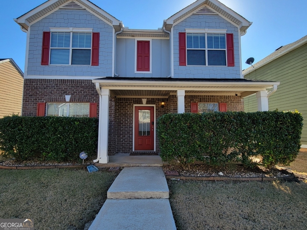 175 Stillwood Drive - Photo 0