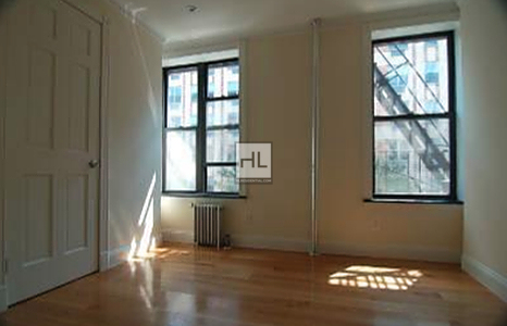 East 6th Street - Photo 3