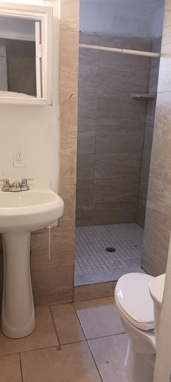 725 N E Street - Photo 4
