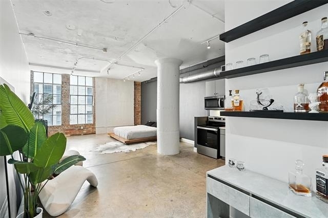 1122 Jackson Street - Photo 8
