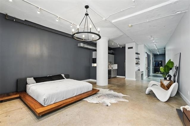 1122 Jackson Street - Photo 2