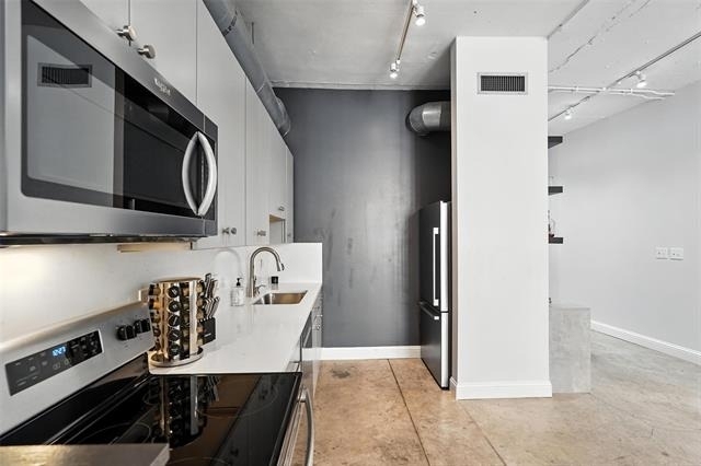 1122 Jackson Street - Photo 6