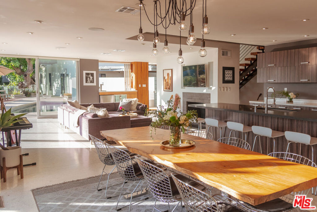 7650 Curson Terrace - Photo 3