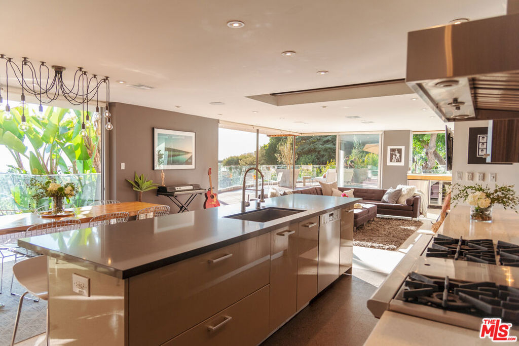 7650 Curson Terrace - Photo 5