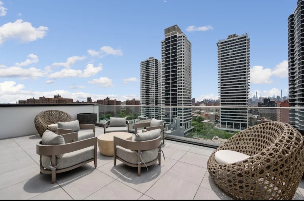 215 East 124th Street - Photo 6