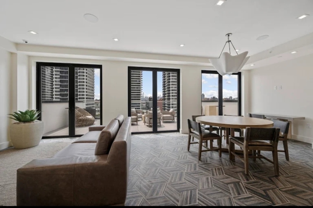 215 East 124th Street - Photo 5