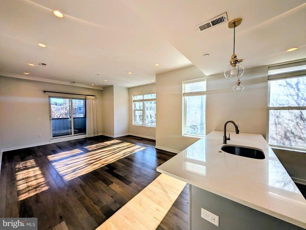 1500 N American Street - Photo 6