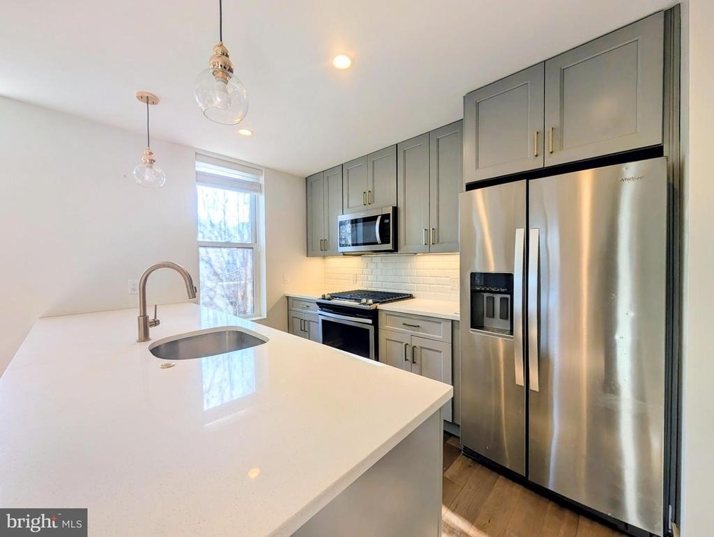 1500 N American Street - Photo 3