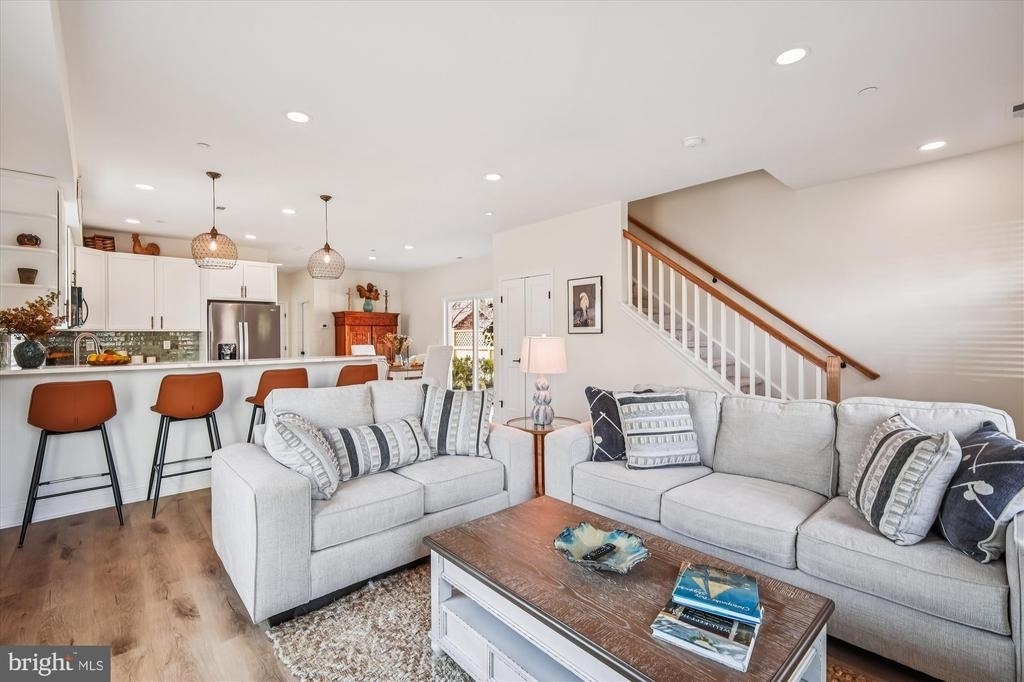 607 North Street - Photo 6