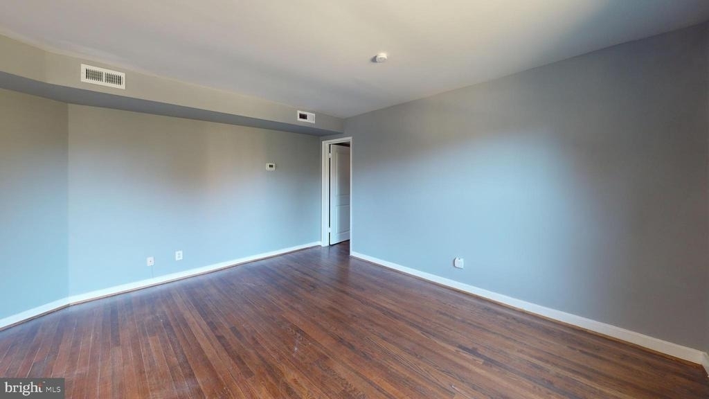 2203 Washington Ave - Photo 3