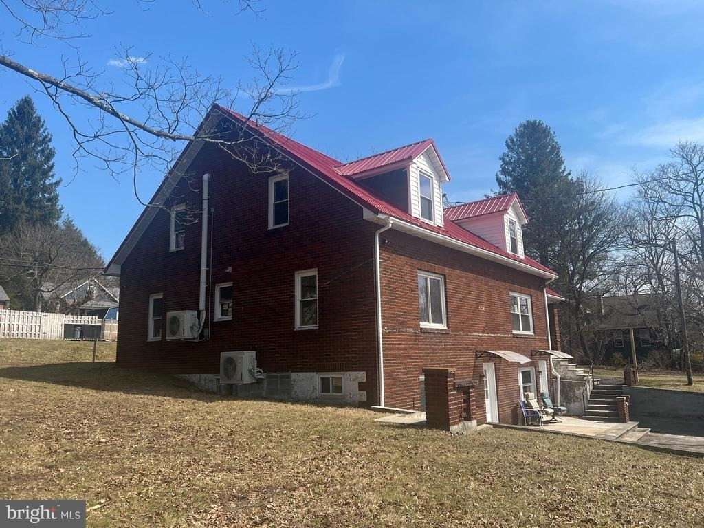 604 #4 E Oak Street - Photo 1