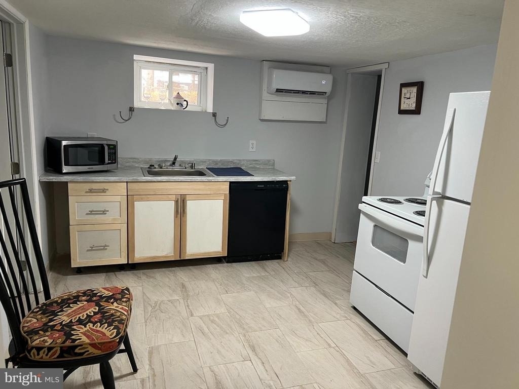 604 #4 E Oak Street - Photo 7