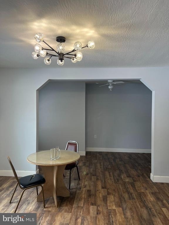 604 E Oak Street - Photo 10