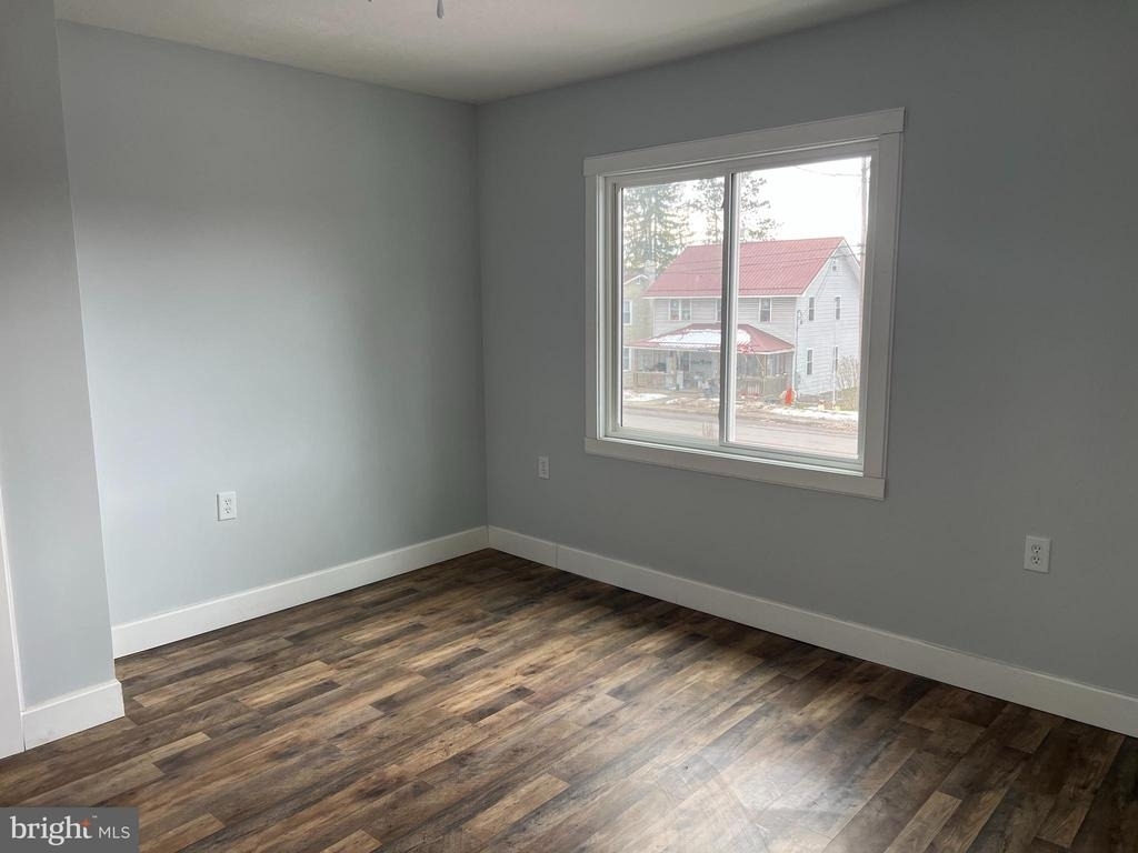 604 E Oak Street - Photo 19