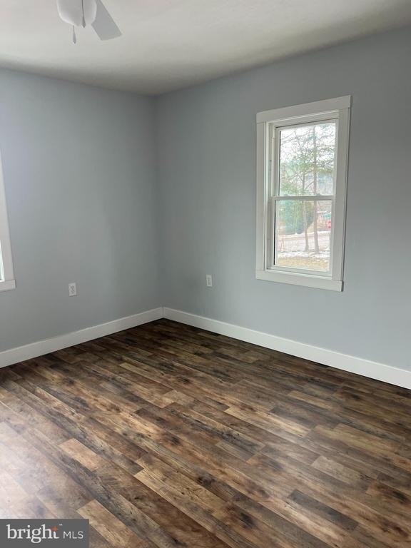 604 E Oak Street - Photo 18