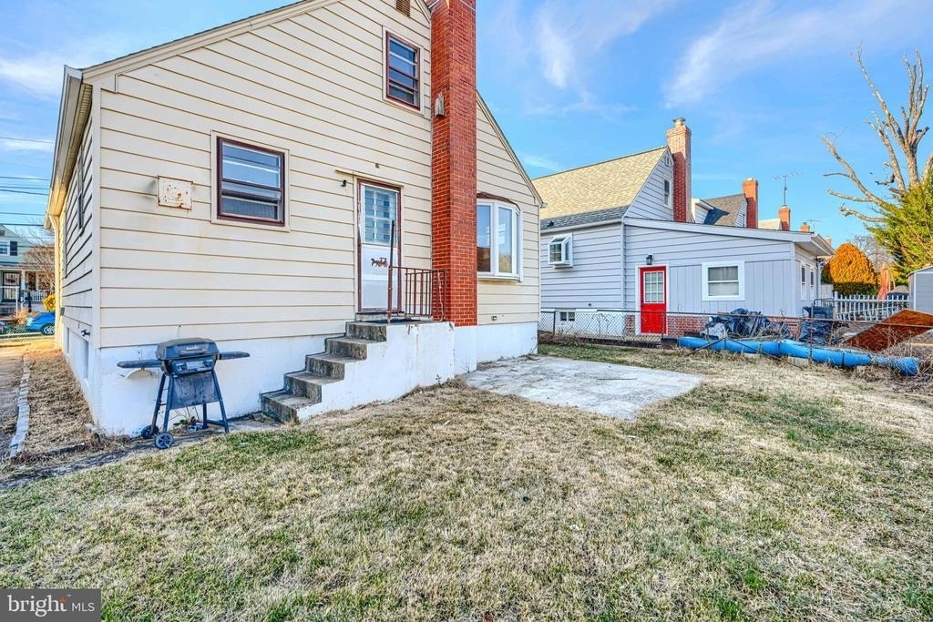 7839 Birmingham Avenue - Photo 3