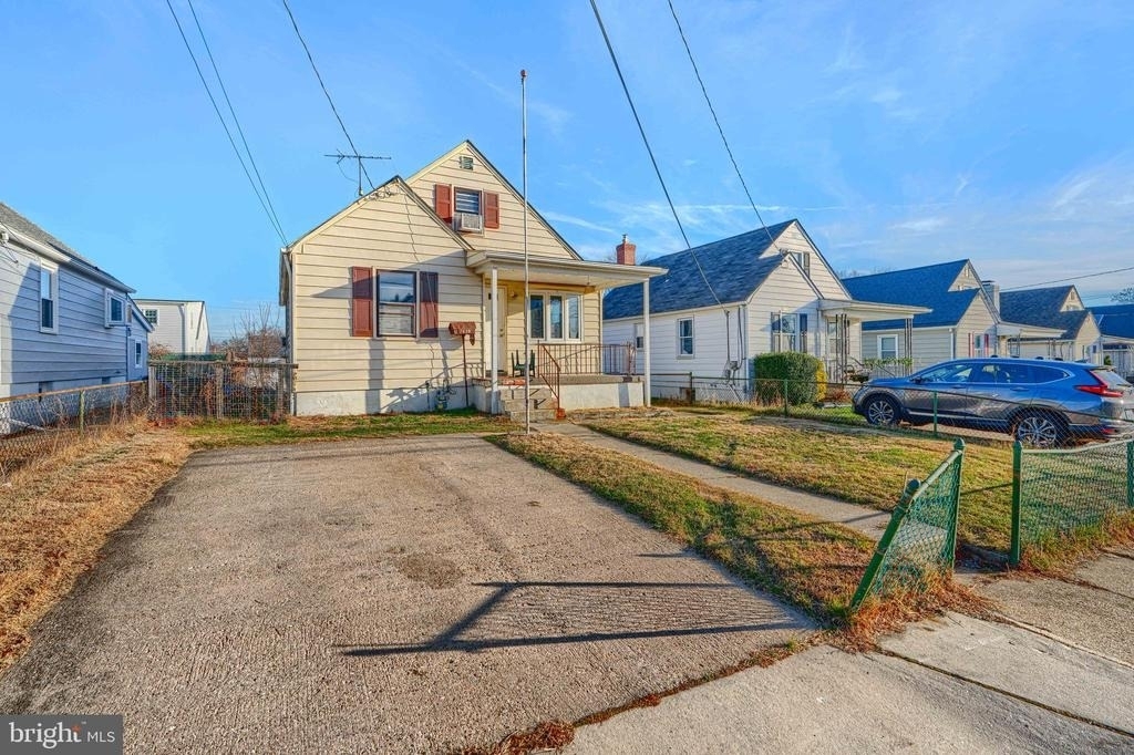 7839 Birmingham Avenue - Photo 1