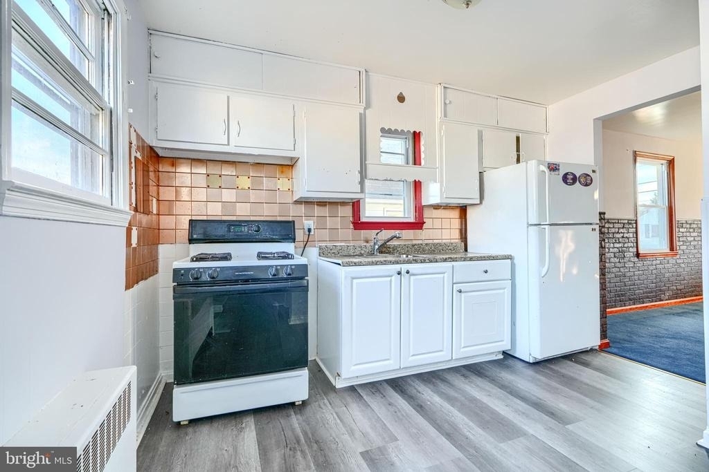 7839 Birmingham Avenue - Photo 8
