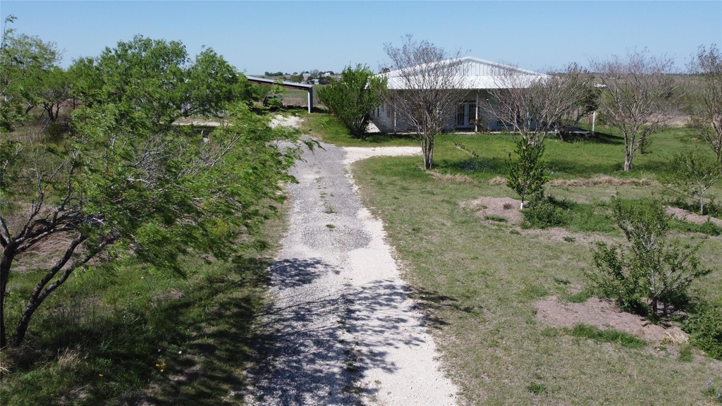 333 County Road 497 - Photo 4