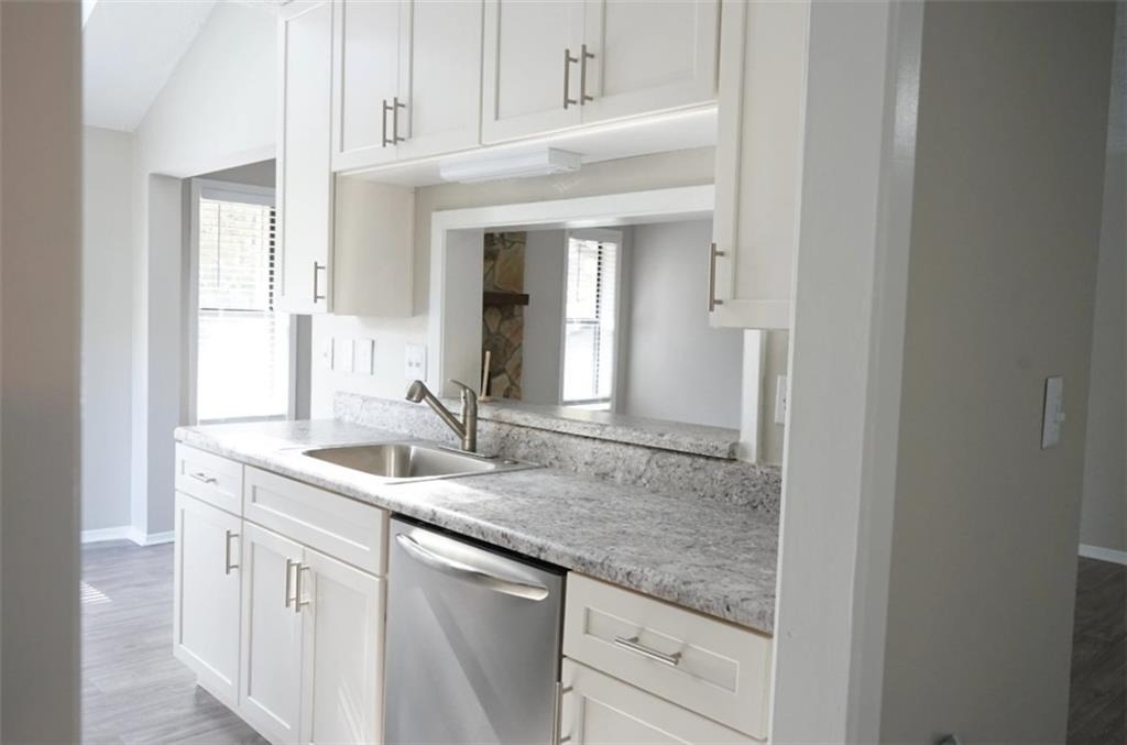 2845 Holcomb Bridge Road - Photo 2