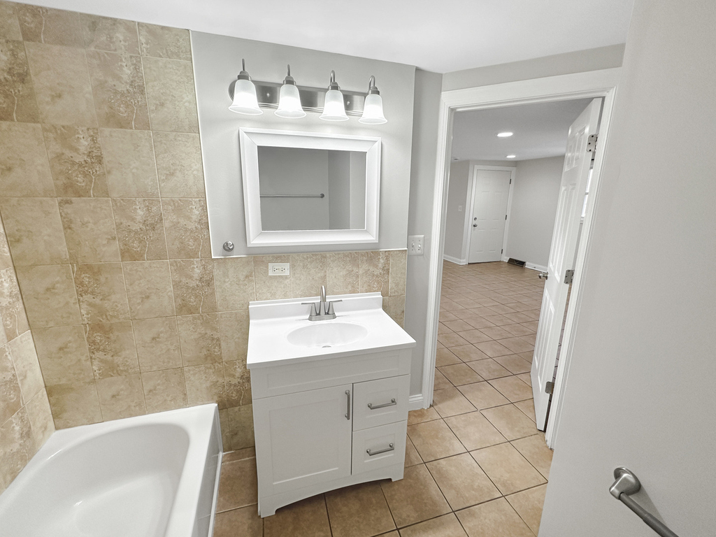 3135 Chicago Road - Photo 5