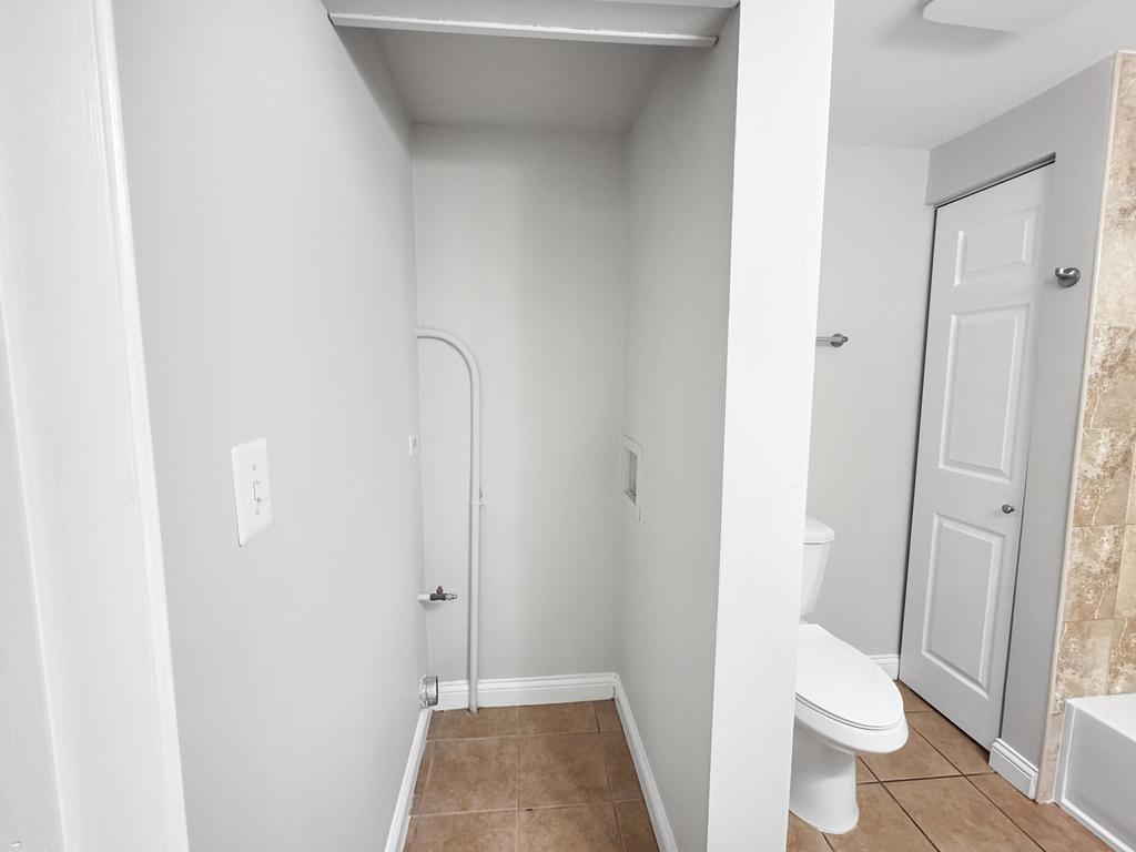 3135 Chicago Road - Photo 7