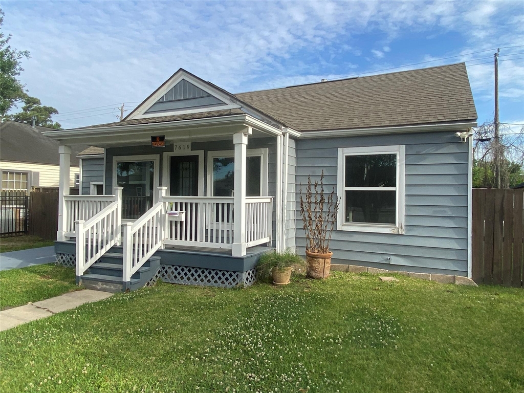7619 Ilex Street - Photo 1