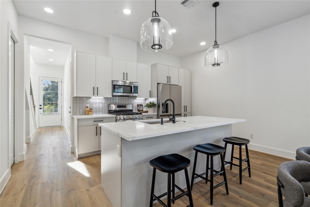 3117 Evella Street - Photo 6