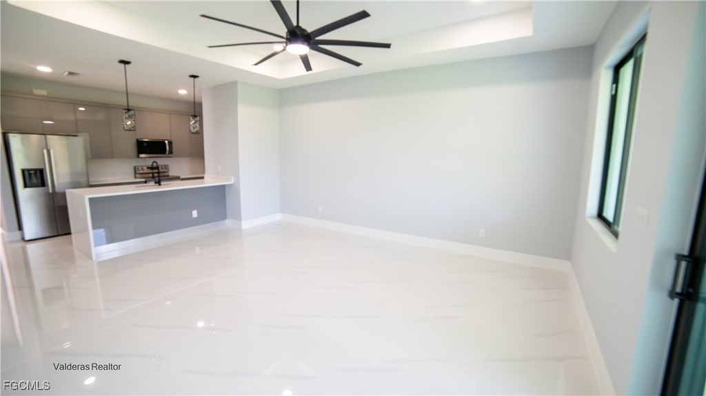 2401/2403 Matena Avenue S - Photo 18