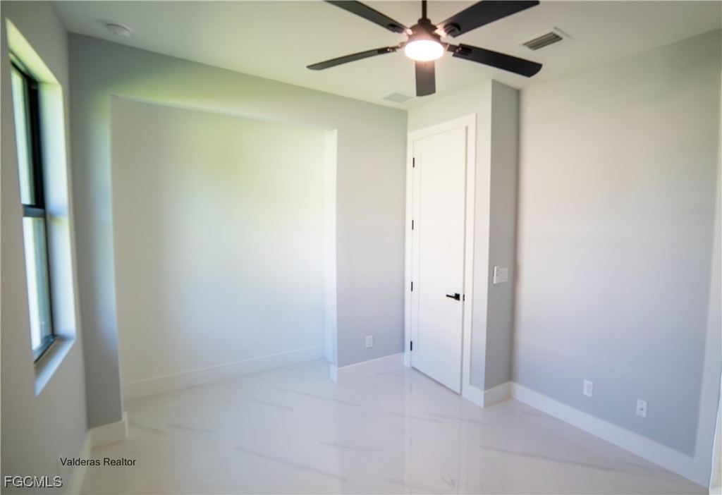 2401/2403 Matena Avenue S - Photo 12
