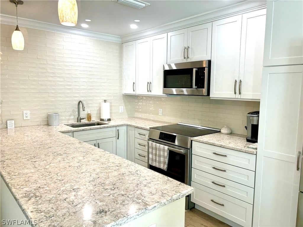 1435 Curlew Avenue - Photo 4