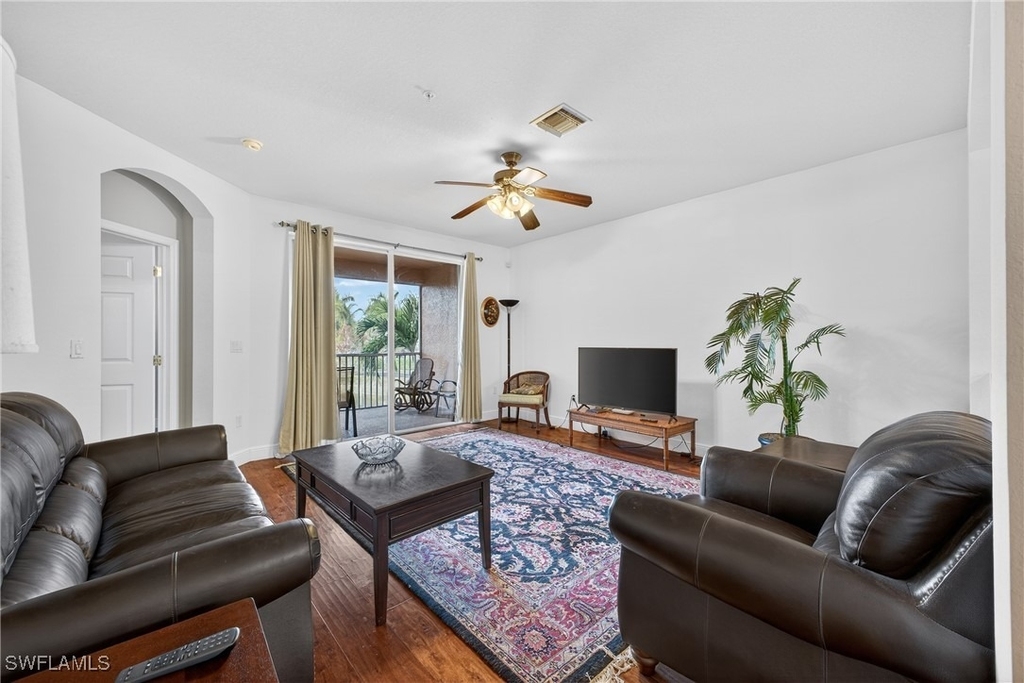 9601 Spanish Moss Way - Photo 8