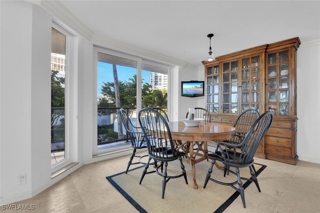 4901 Gulf Shore Boulevard N - Photo 4