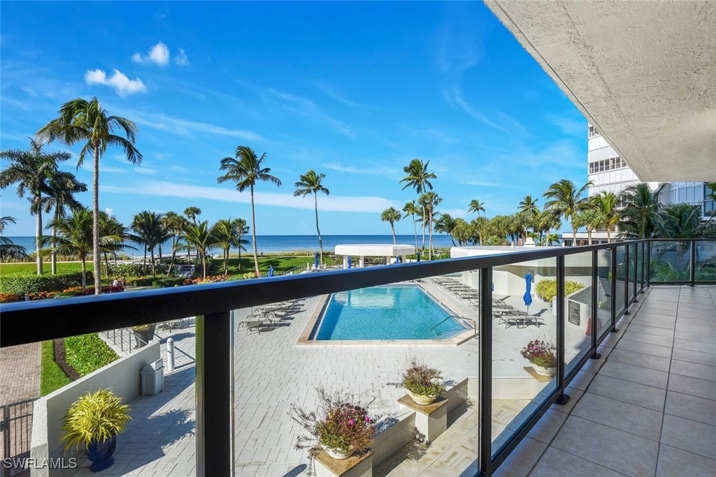 4901 Gulf Shore Boulevard N - Photo 8