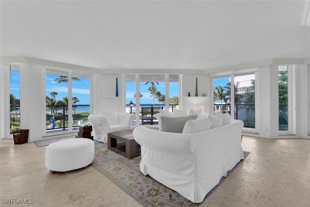 4901 Gulf Shore Boulevard N - Photo 1