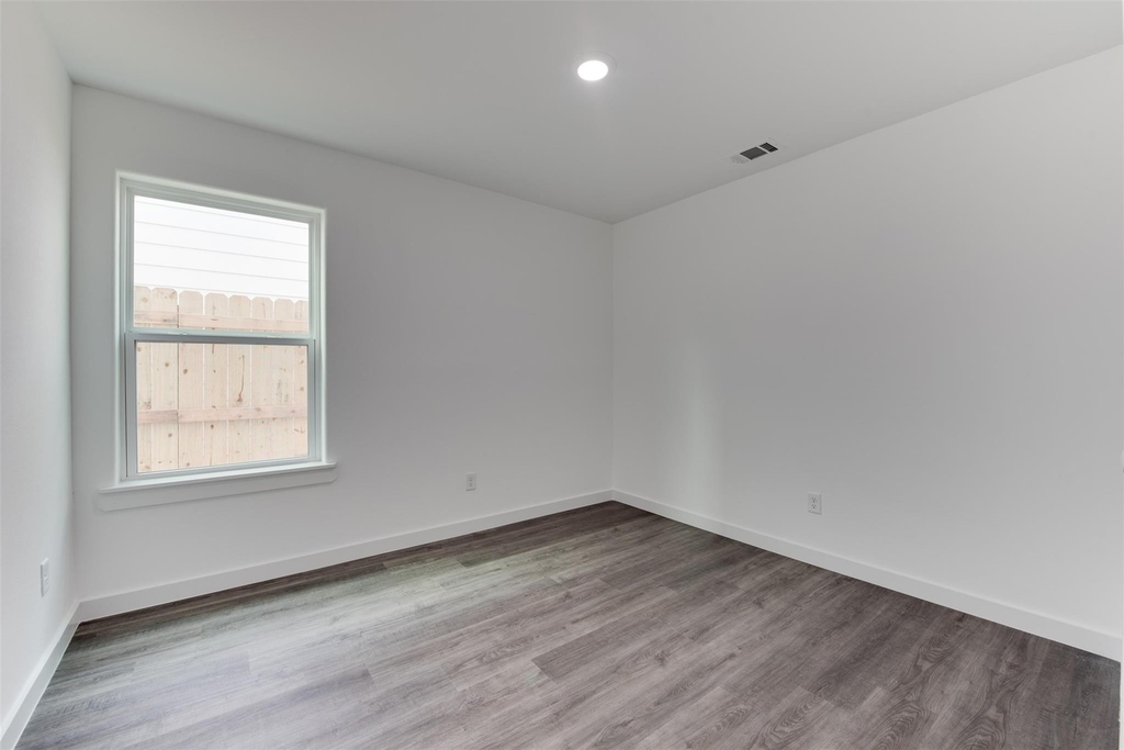 8128 Sterlingshire Street - Photo 8