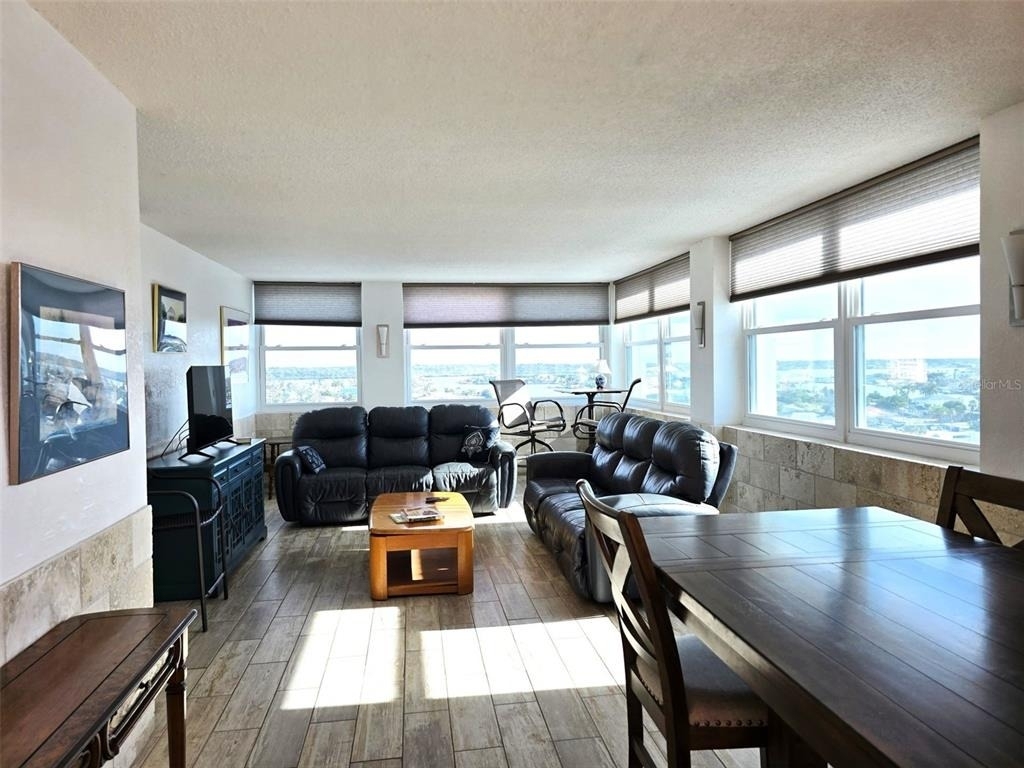 17408 Gulf Boulevard - Photo 4