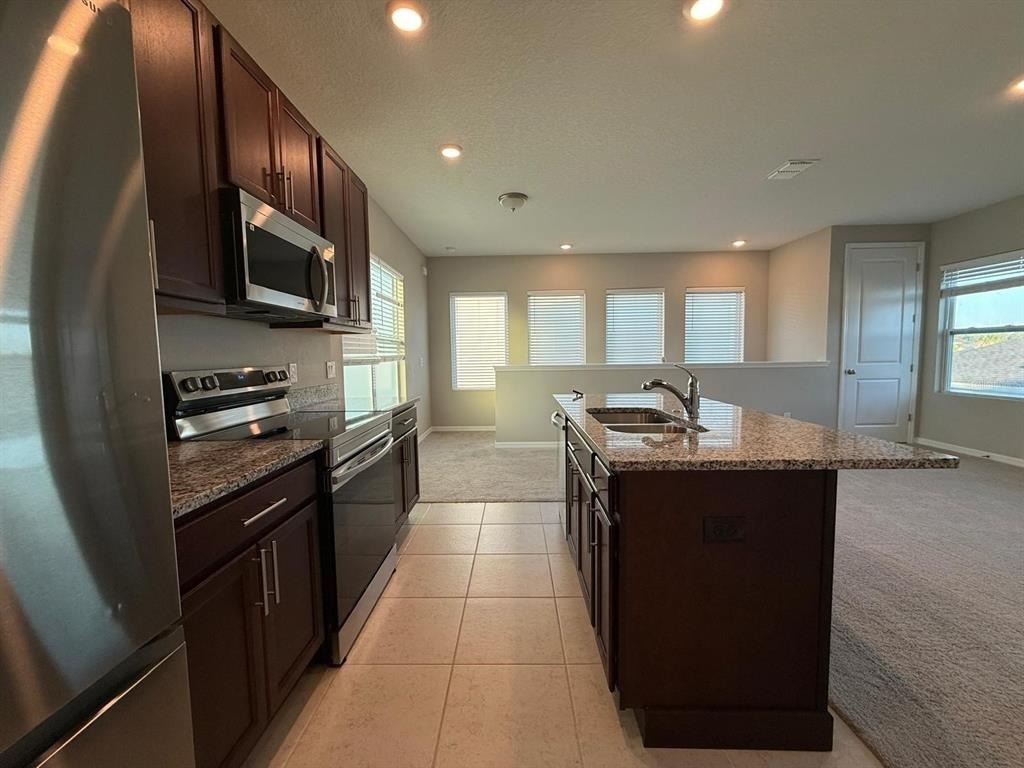 3124 Voyager Avenue - Photo 7