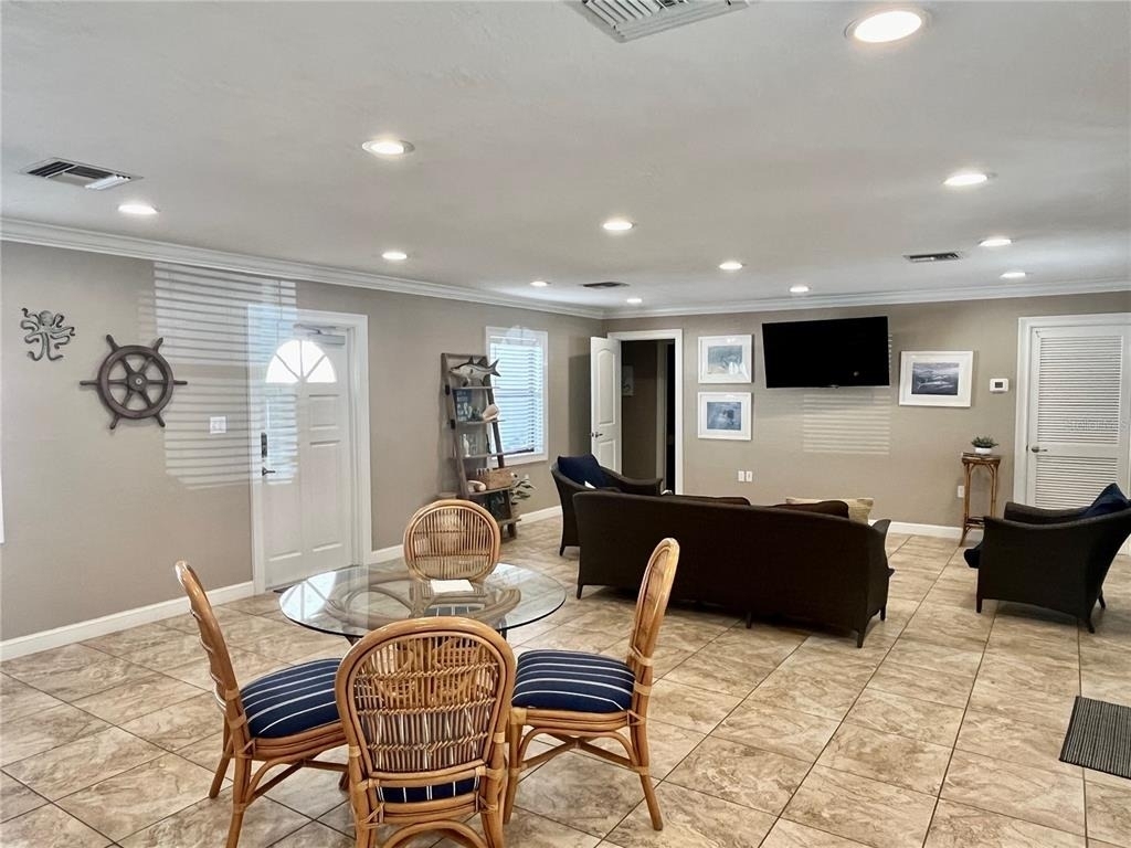 2100 N Peninsula Avenue - Photo 42