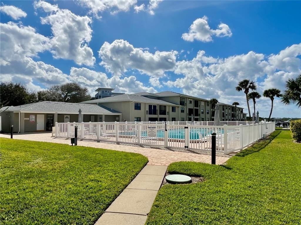2100 N Peninsula Avenue - Photo 35