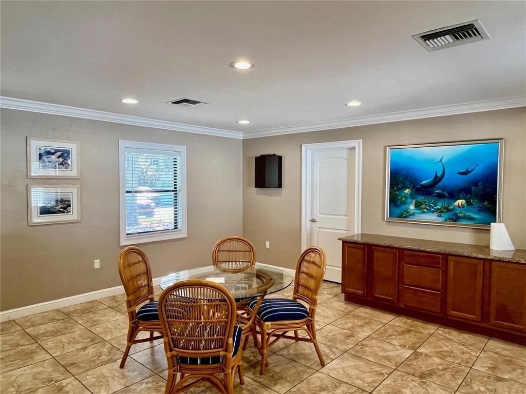 2100 N Peninsula Avenue - Photo 39